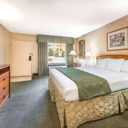 Days Inn & Suites By Wyndham Albuquerque North Zewnętrze zdjęcie